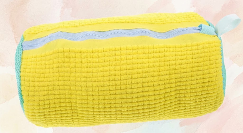Shoe Washing Bag for Washer and Dryer, Reusable Zippered Laundry Shoe Bag for All Shoe Types, 2 Pack, Yellow