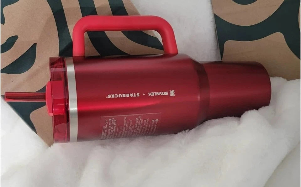 Stanley X Starbucks Limited Holiday Red Quencher 40oz Tumbler Flowstate H2.0